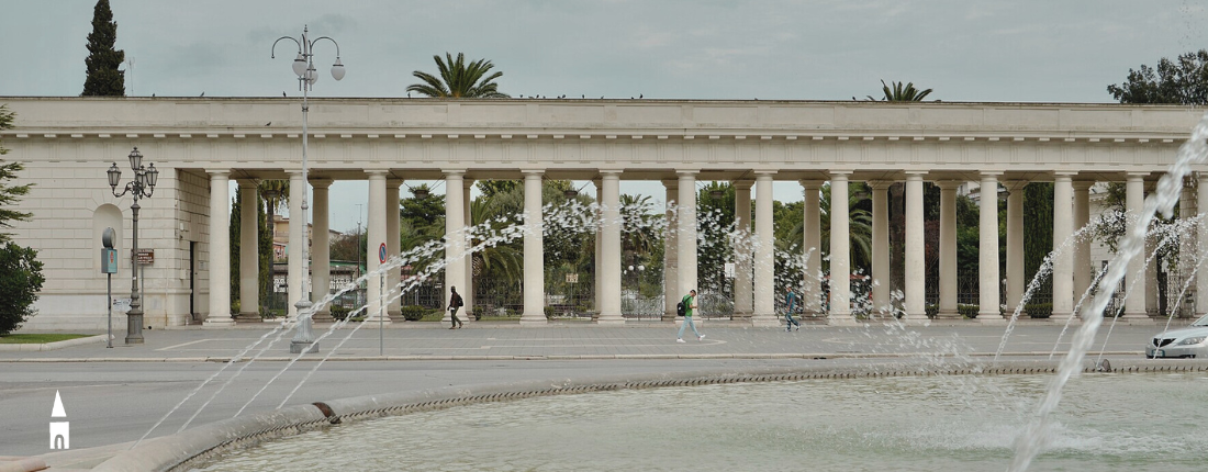 Pronao della villa comunale di Foggia